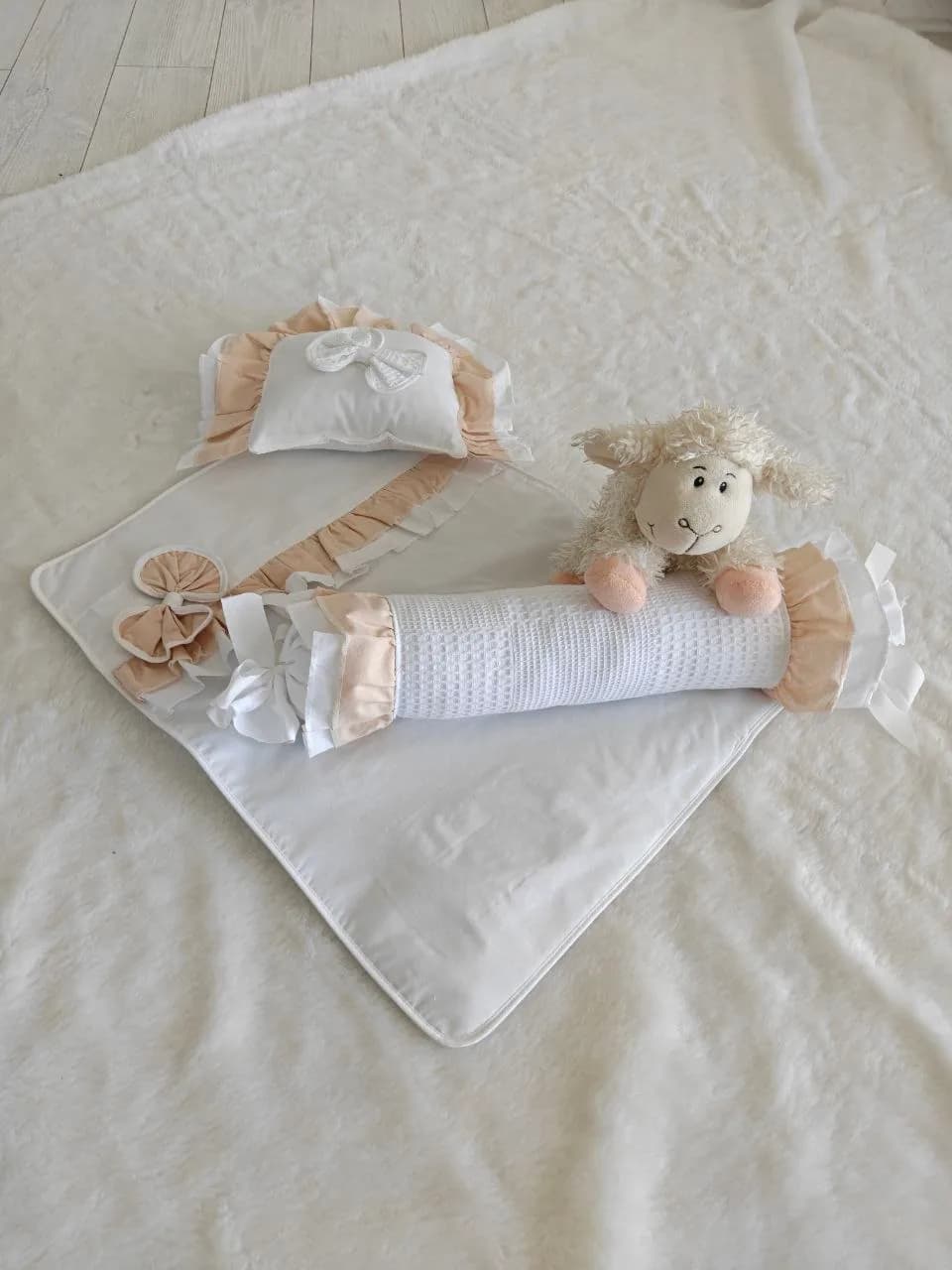 Krem Fırfırlı Pike ve Dantelli BabyNest Seti