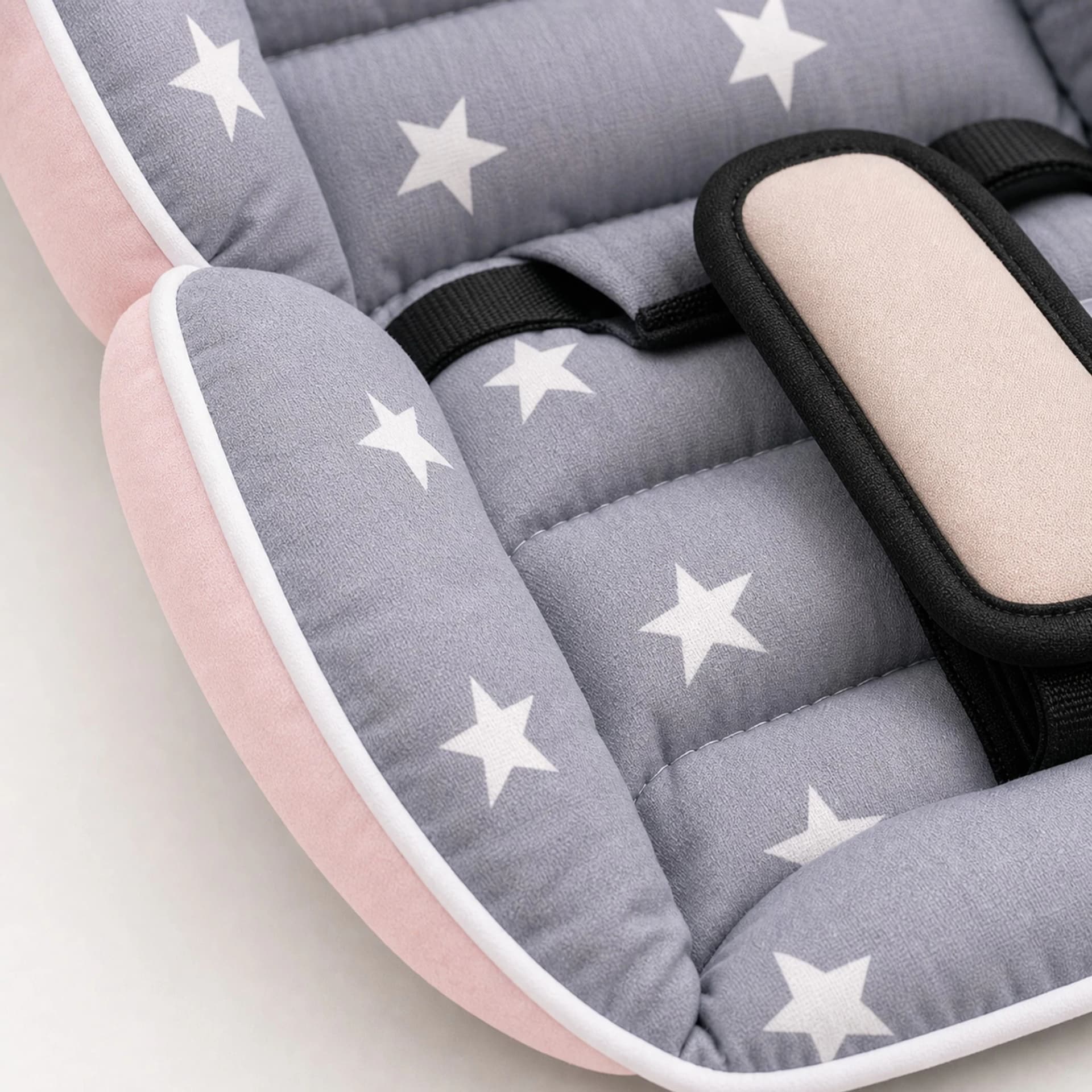 Bel Destekli Araba Minderi Pembe Ve Gri BabyNest görsel 14