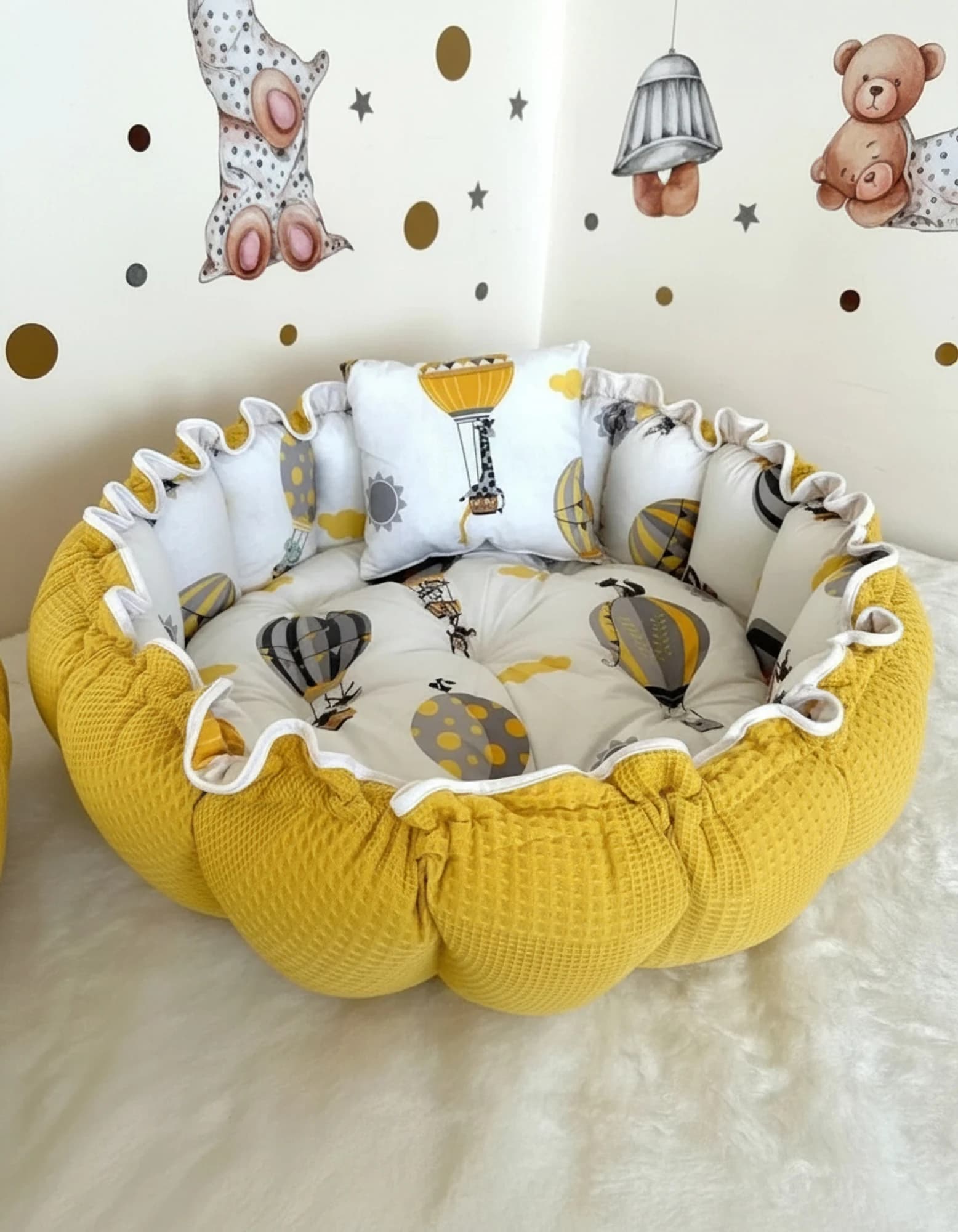 Yuvarlak Yatak/oyun Minderi Ve Yastigi Hardal Pikeli Ve Poplin Desenli BabyNest görsel 3