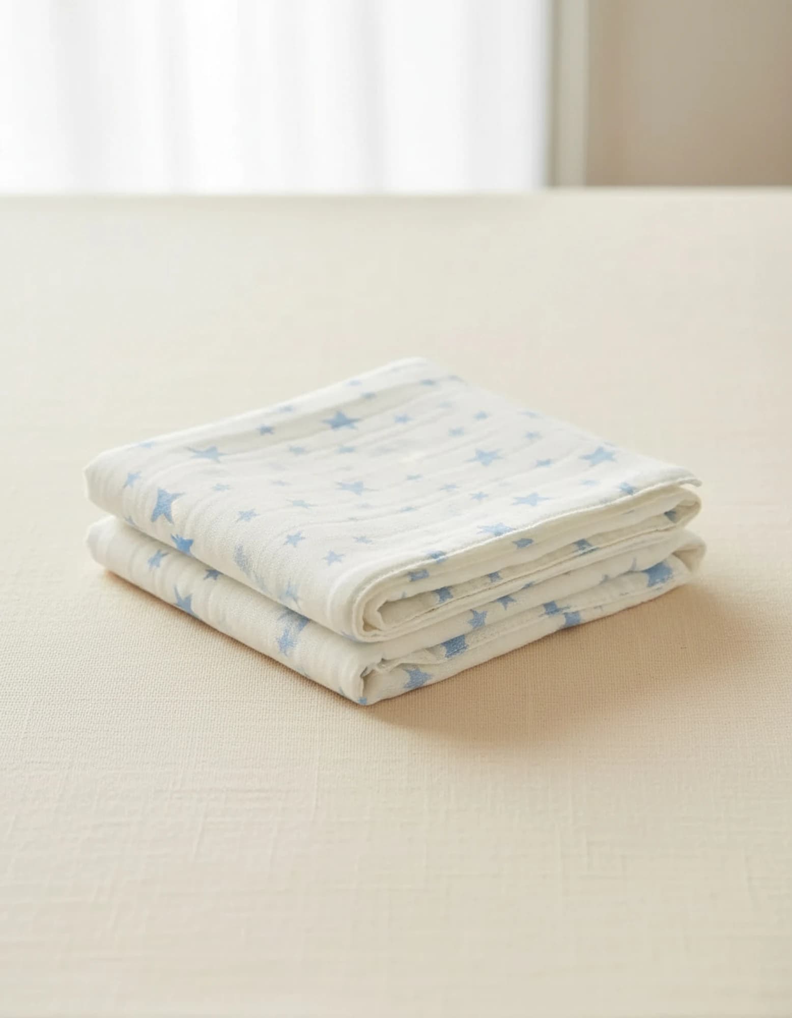 Muslin Ortu Cift Katli Mavi Yildiz Desen Ve Duz Beyaz BabyNest görsel 3