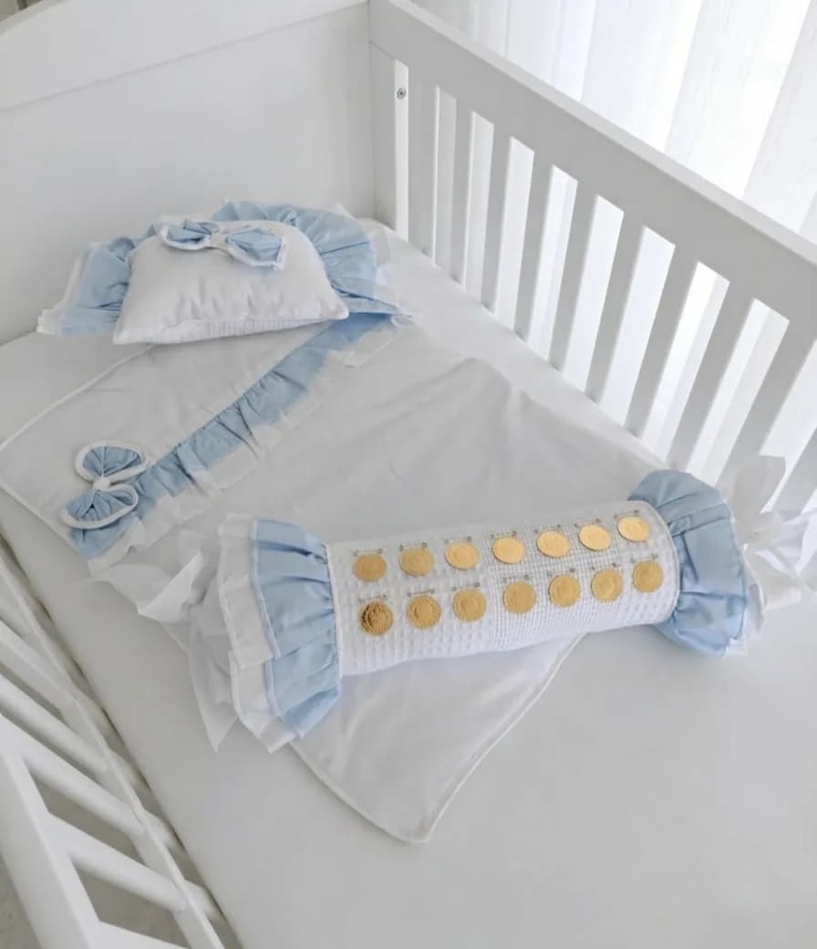 Full set 11 parça Mavi beyaz Fırfırlı babynest seti