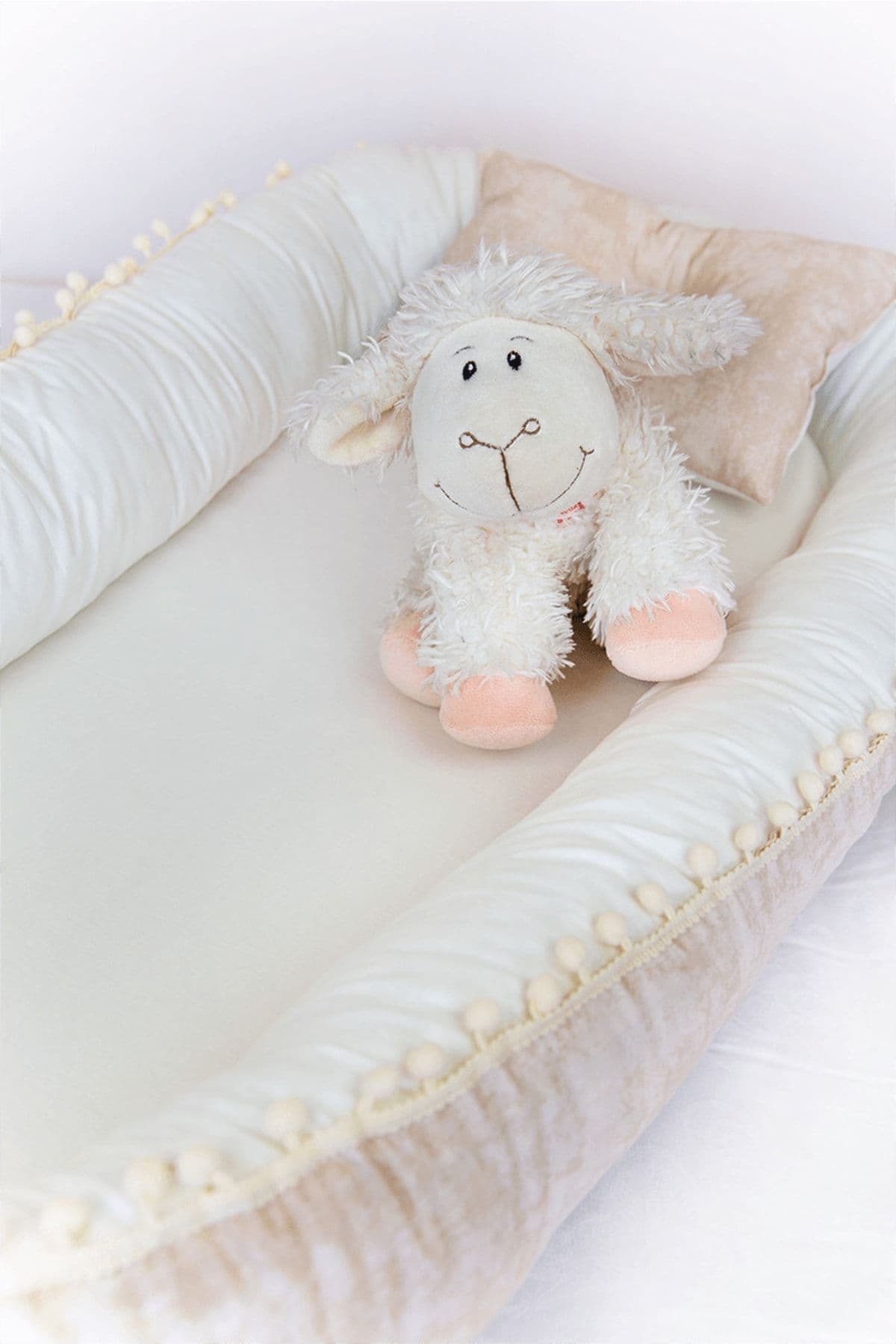Yatak Ve Ortopedik Yastik Natural Ponpon Seri