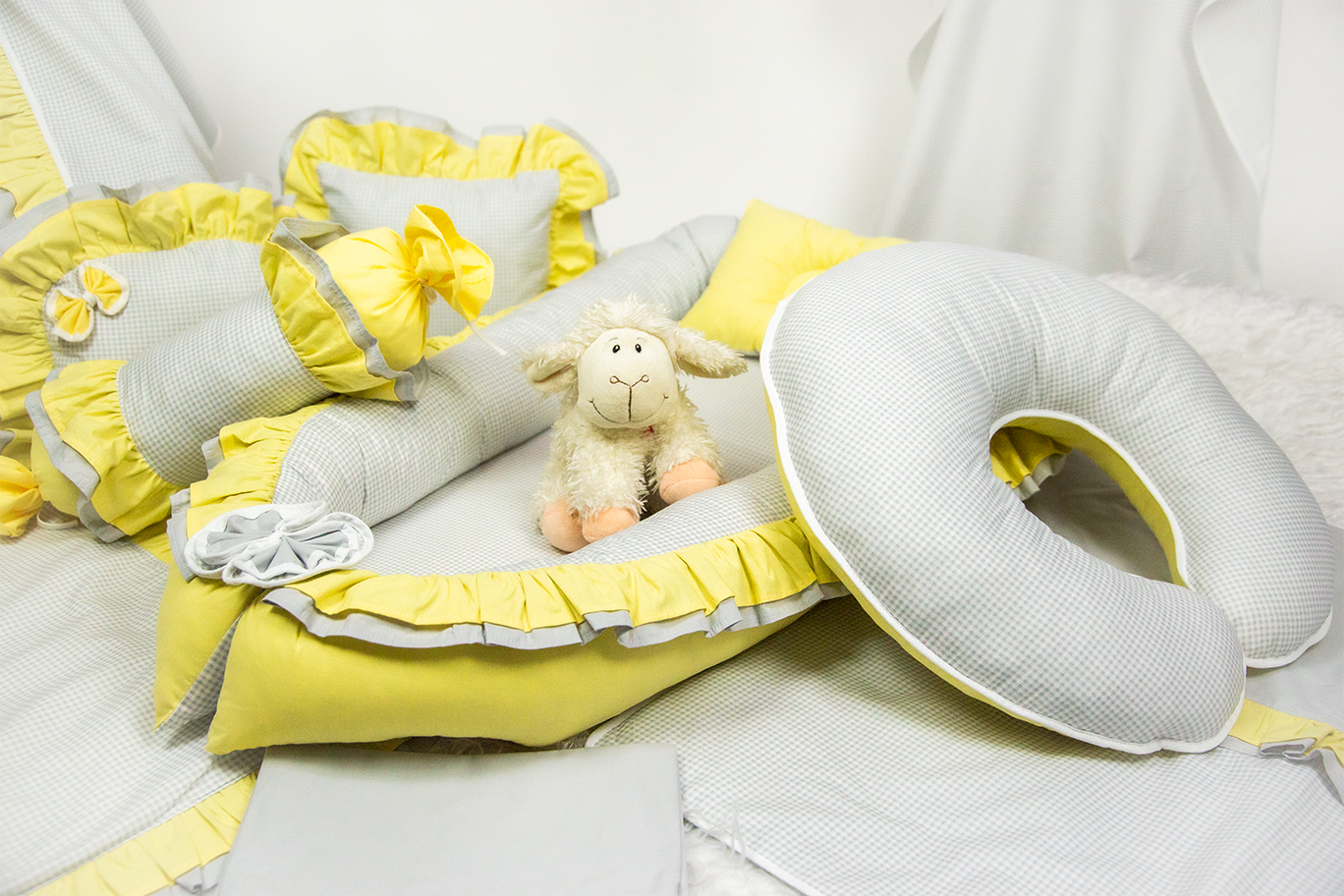 Babynest Full11 Parça Seti Gri Ekoseli Çift Kat Sarı Fırfırlı