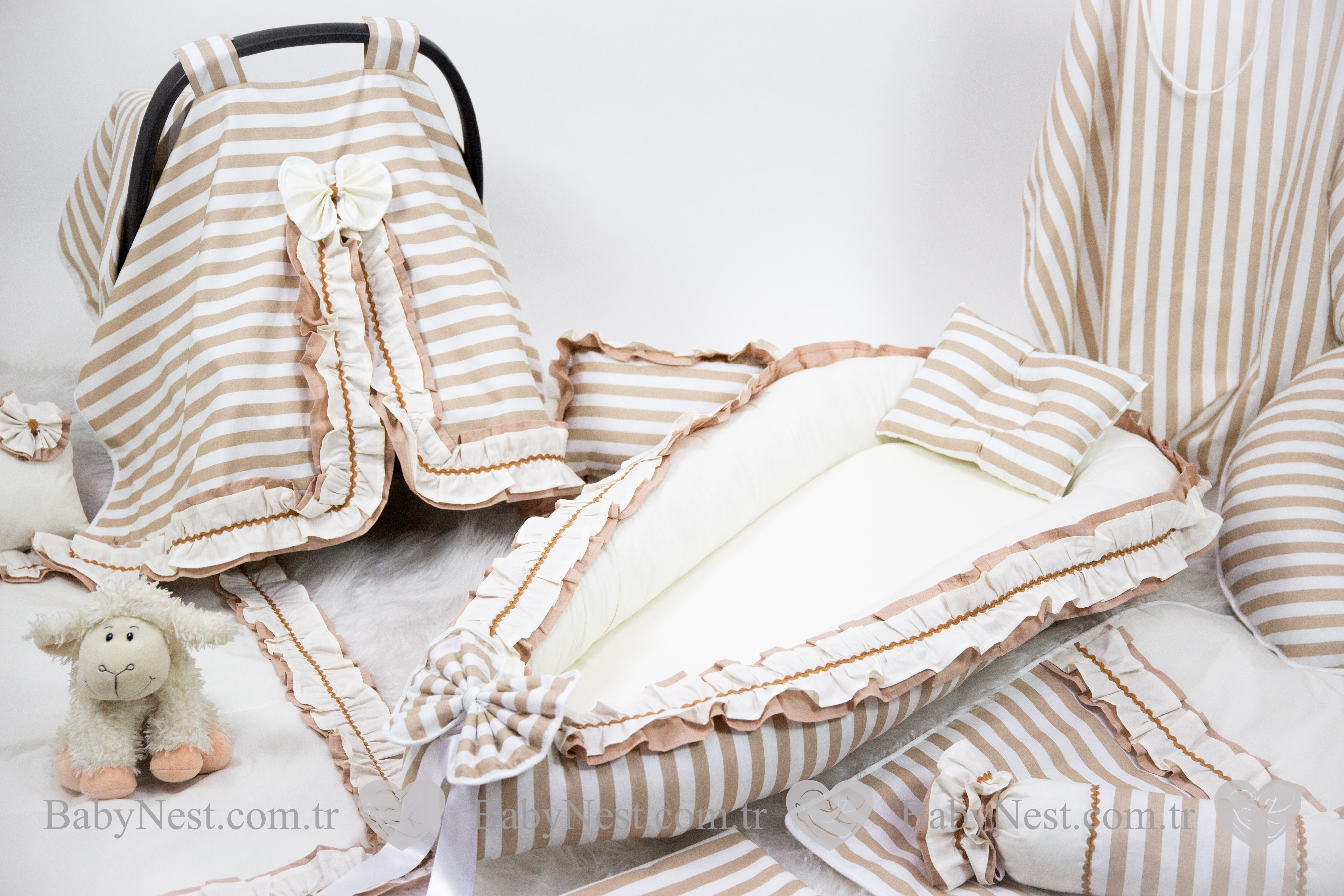 Babynest Full 11 Parça Seti Çizgili Krem Büzgülü