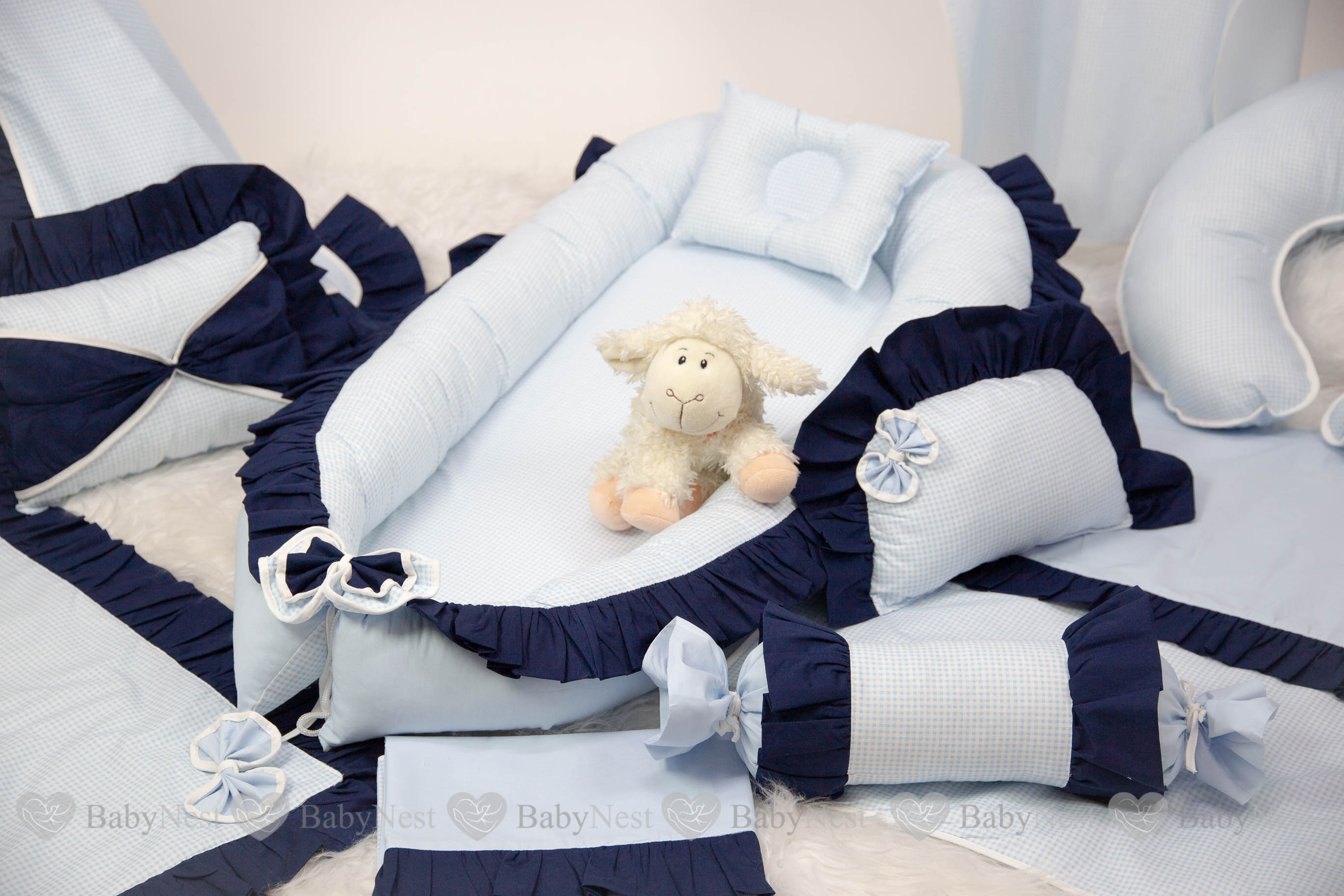Babynest Full 11 Parça Seti Ekoseli Fırfırlı Lacivert Model