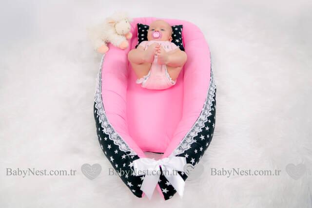 BabyNest Pembe ve Siyah Yıldız Güpürlü